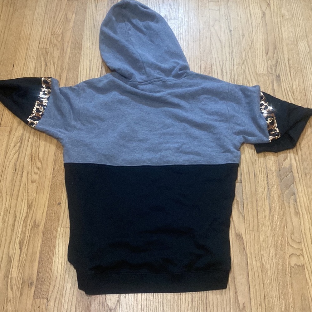 Used pink hoodie - Picture 5 of 5